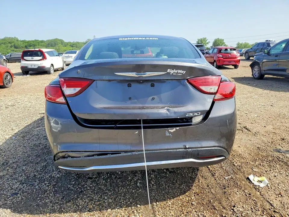 2015 CHRYSLER 200 LIMITED  