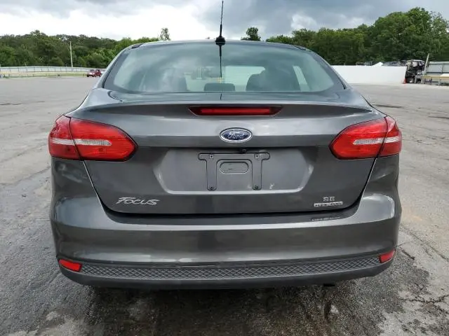 2016 FORD FOCUS SE  