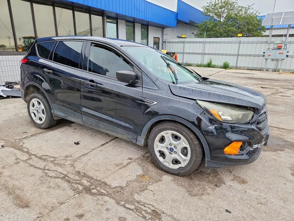 2018 FORD ESCAPE S  