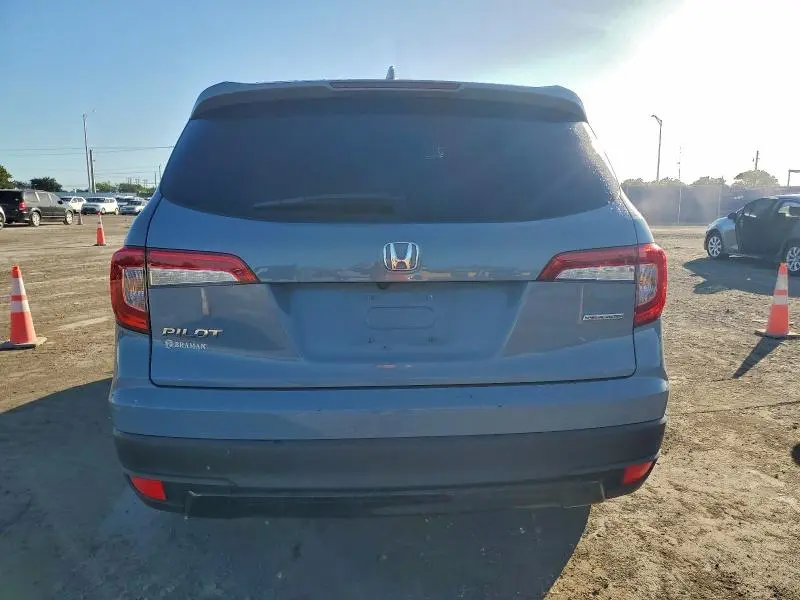 2022 HONDA PILOT SE  