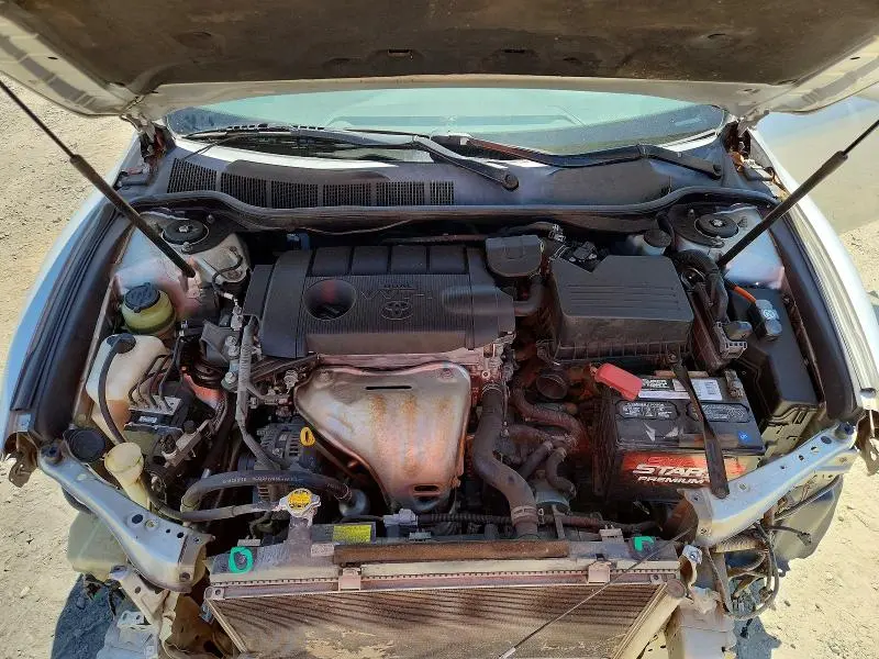 2011 TOYOTA CAMRY LE  