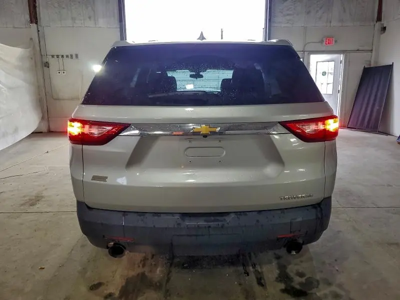 2018 CHEVROLET TRAVERSE LS  