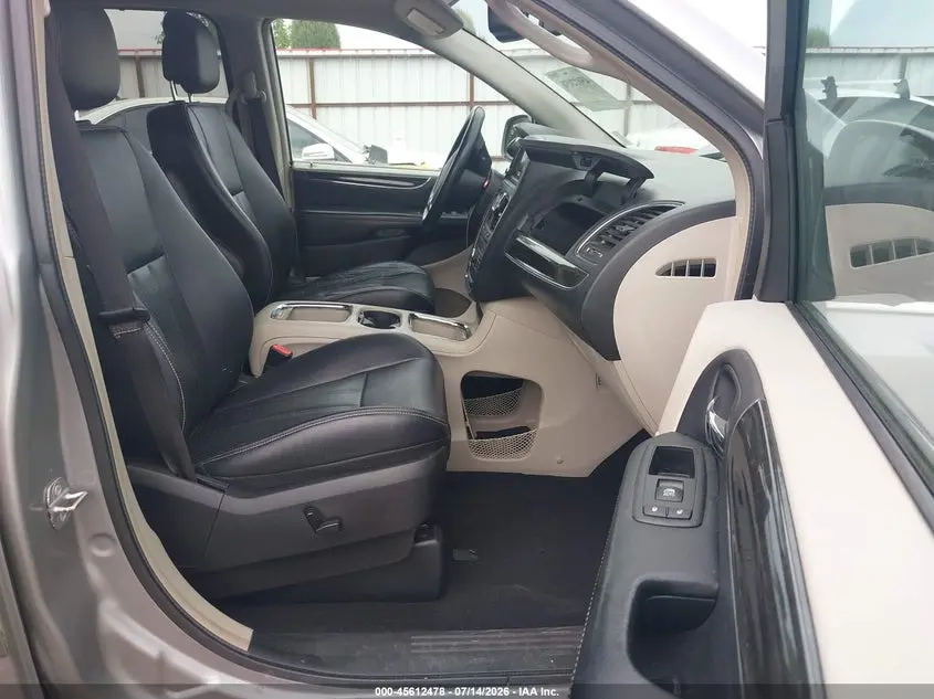 2014 CHRYSLER TOWN & COUNTRY TOURING-L