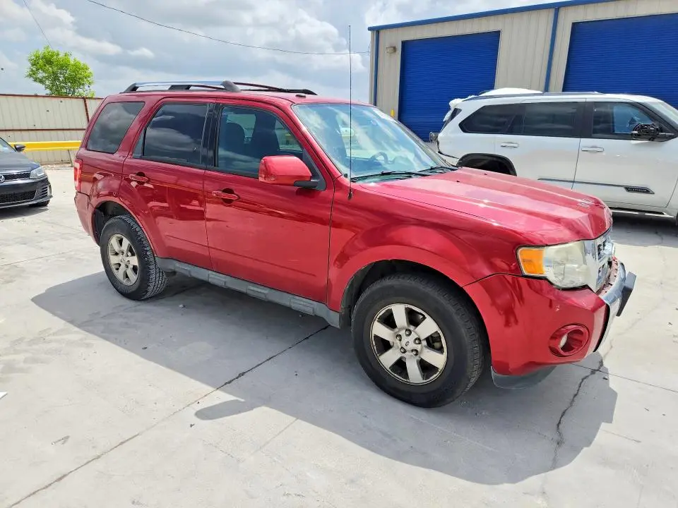 2011 FORD ESCAPE LIMITED  