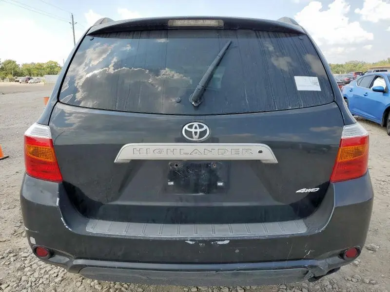 2010 TOYOTA HIGHLANDER SE  