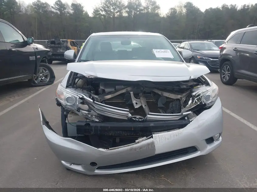 2011 TOYOTA AVALON LIMITED