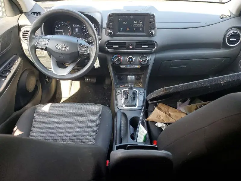 2019 HYUNDAI KONA SE  