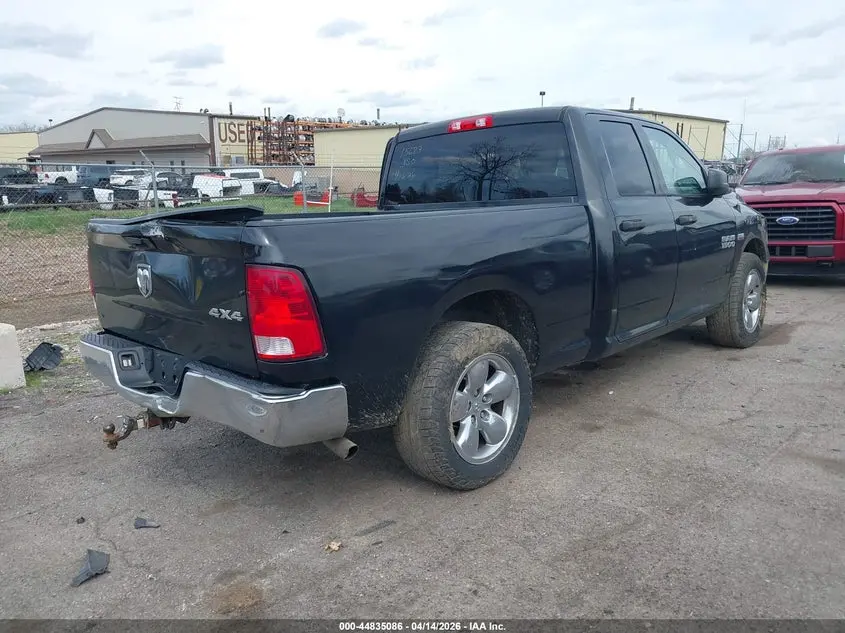 2016 RAM 1500 ST