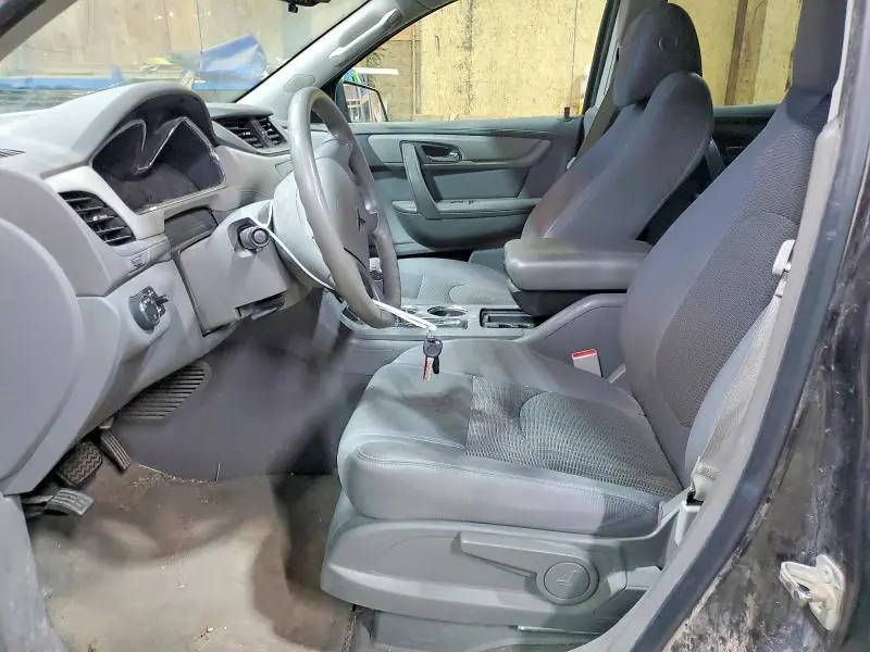2017 CHEVROLET TRAVERSE LS  