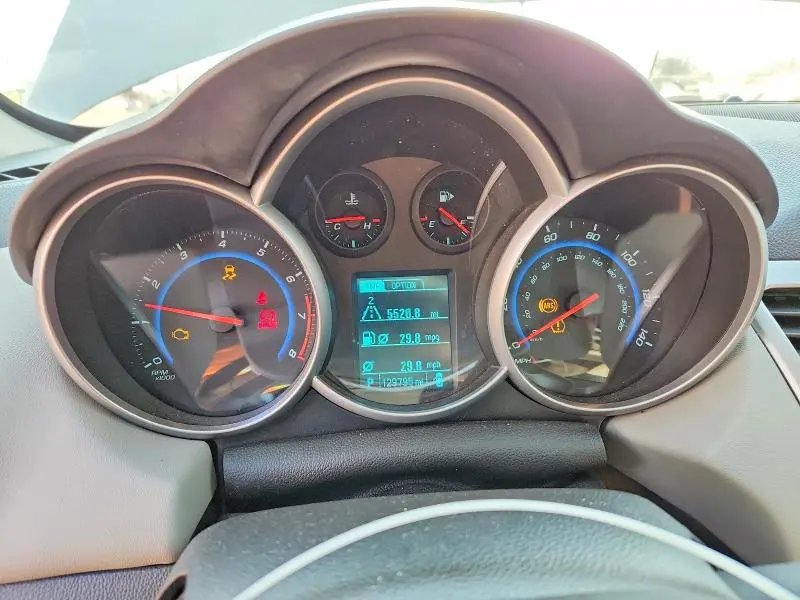 2015 CHEVROLET CRUZE LT  