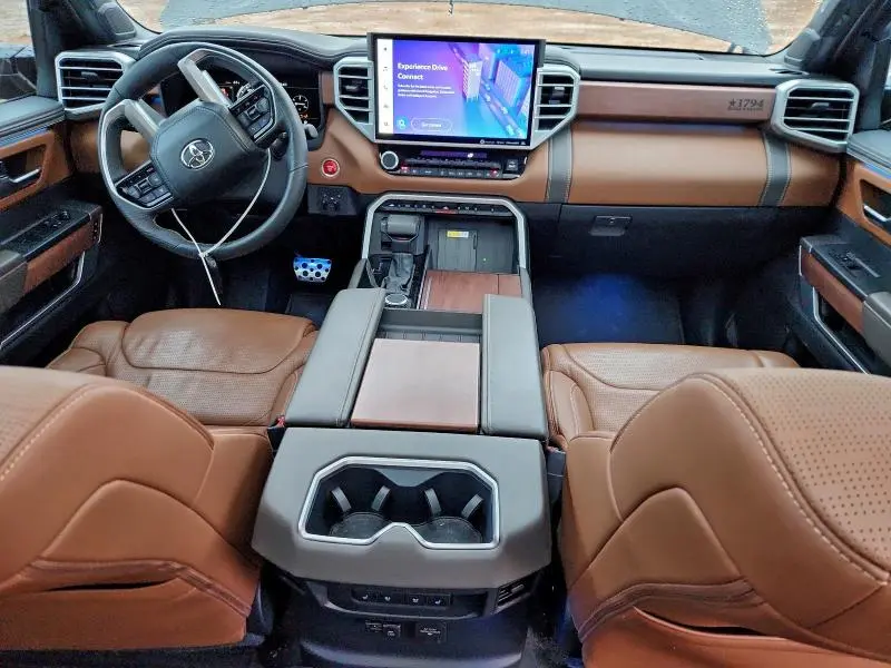 2023 TOYOTA TUNDRA CREWMAX PLATINUM  