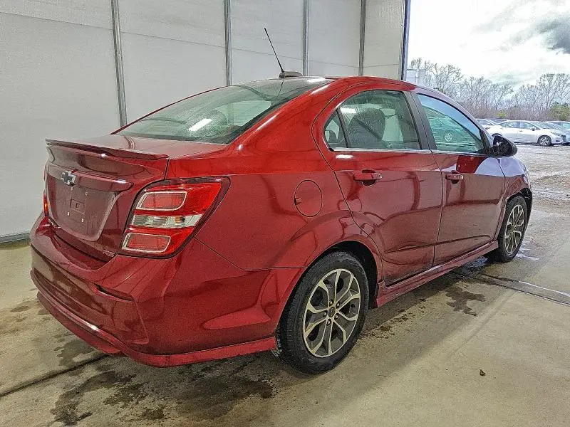 2019 CHEVROLET SONIC LT  