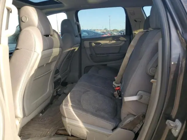 2016 CHEVROLET TRAVERSE LT  