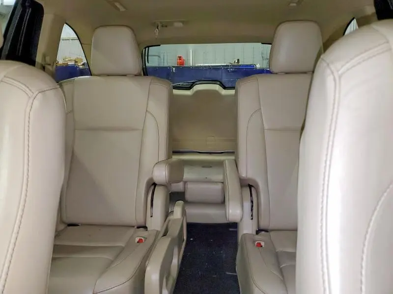 2017 TOYOTA HIGHLANDER XLE  