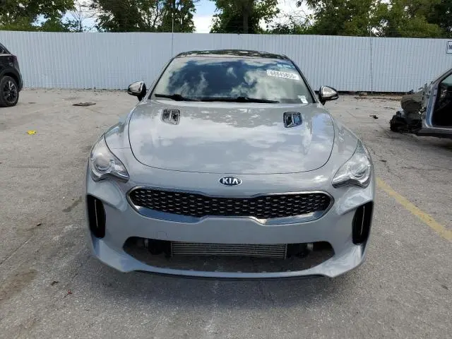 2021 KIA STINGER