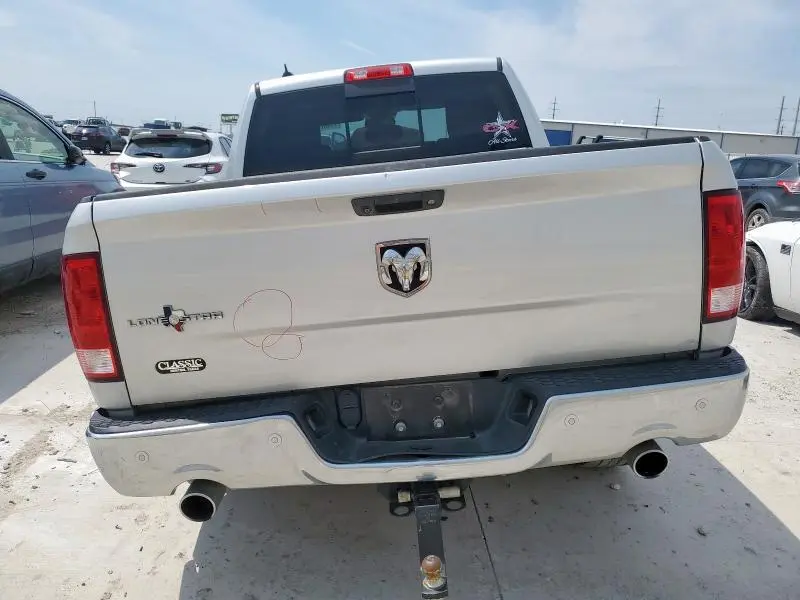 2017 RAM 1500 SLT  