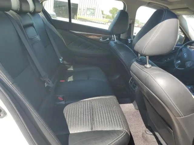 2015 INFINITI Q50 BASE