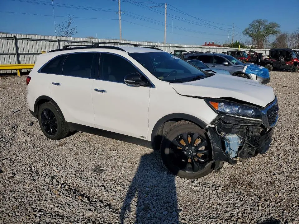 2020 KIA SORENTO S  
