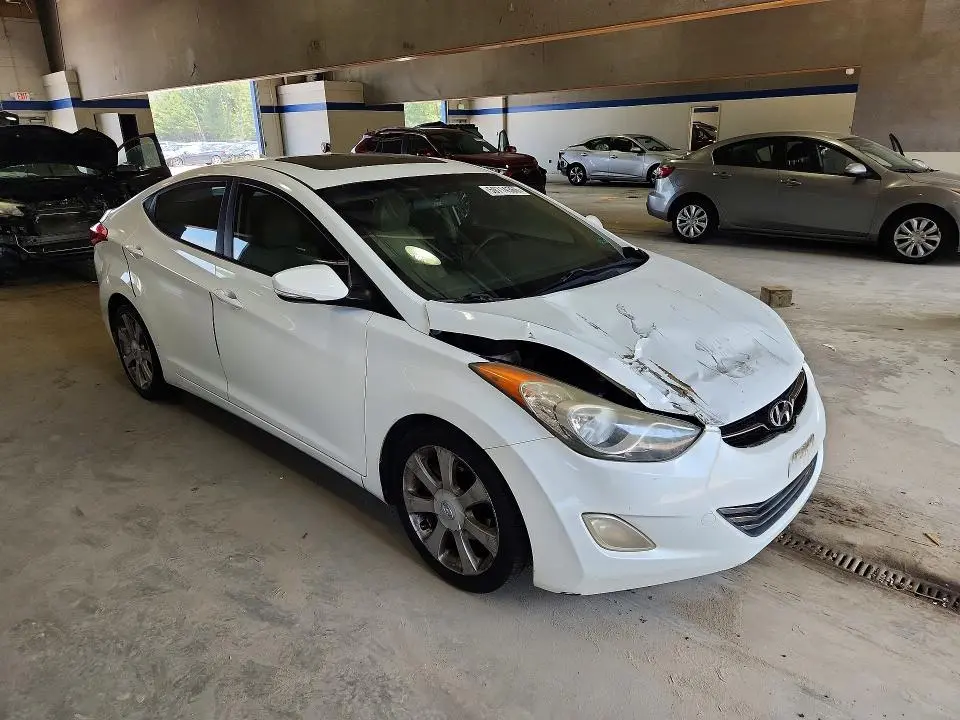 2011 HYUNDAI ELANTRA LIMITED  