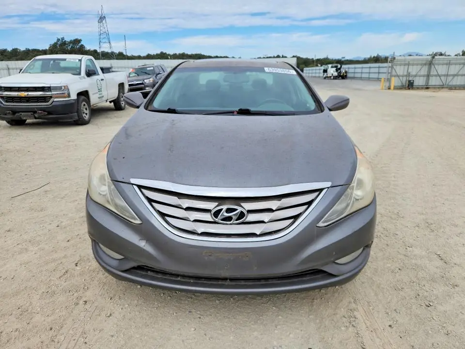 2012 HYUNDAI SONATA SE  