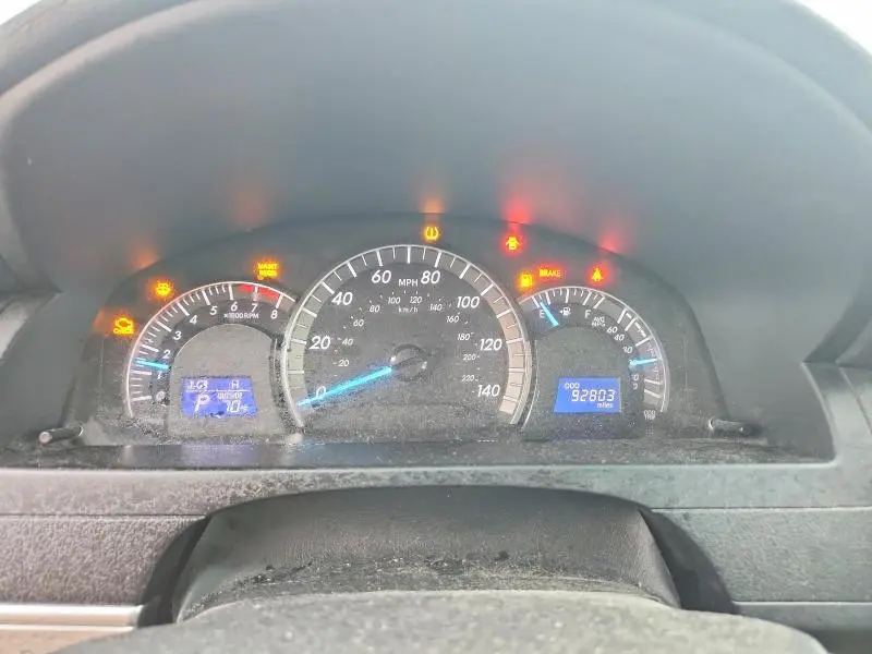 2014 TOYOTA CAMRY SE  