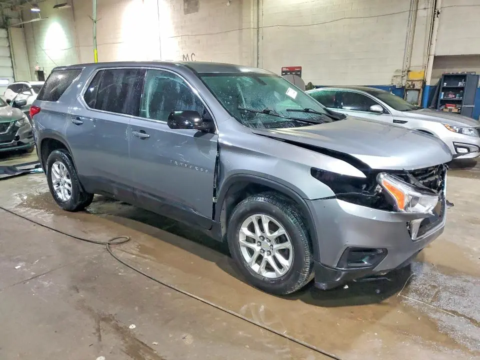 2020 CHEVROLET TRAVERSE LS  