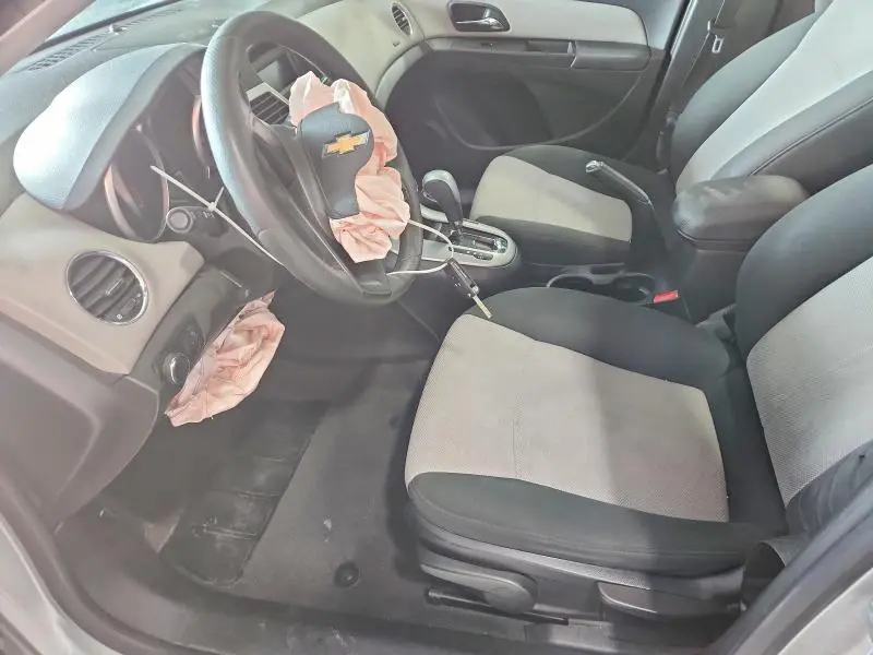 2011 CHEVROLET CRUZE LS  