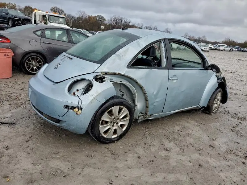 2010 VOLKSWAGEN NEW BEETLE   