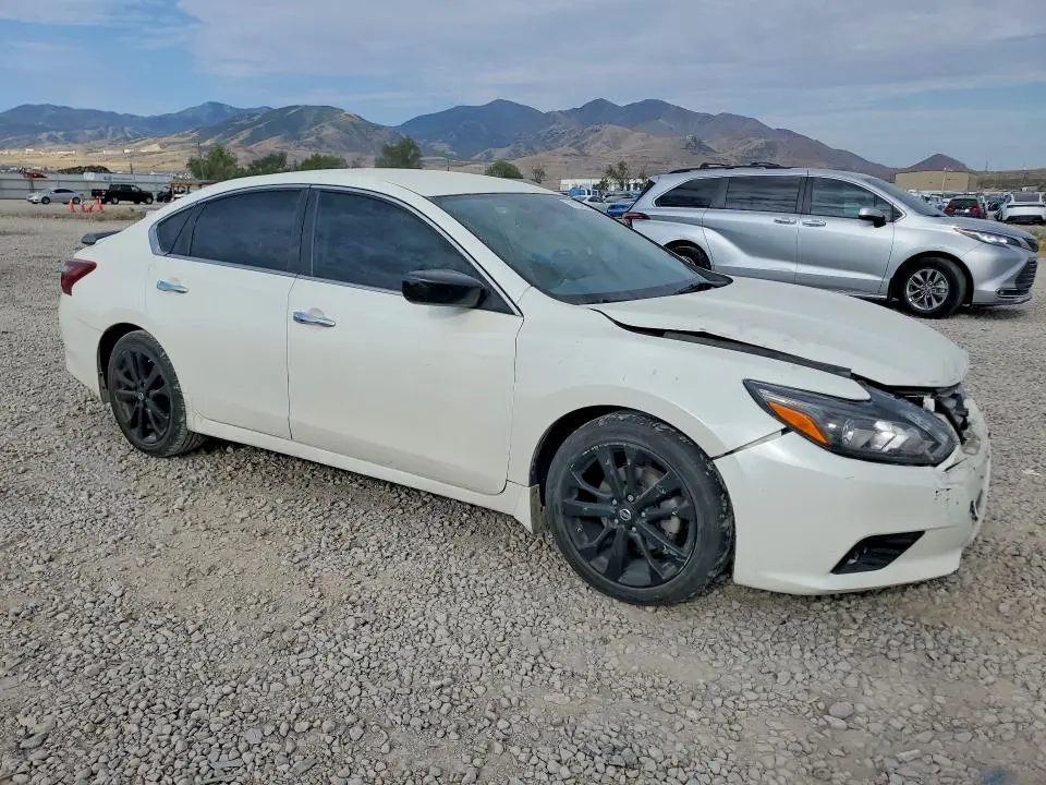 2017 NISSAN ALTIMA 2.5 SR  