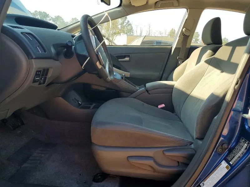 2010 TOYOTA PRIUS III  