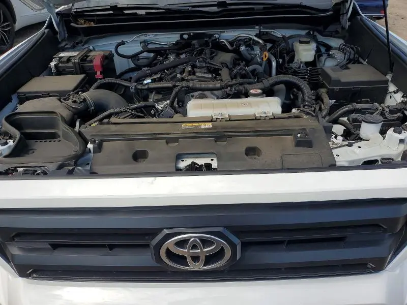 2024 TOYOTA TACOMA SR  
