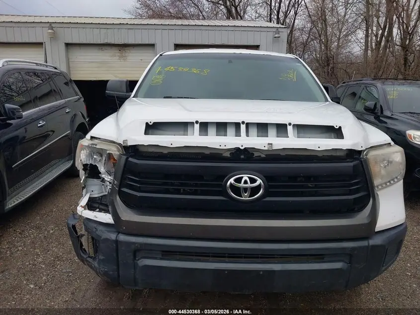 2017 TOYOTA TUNDRA SR 5.7L V8