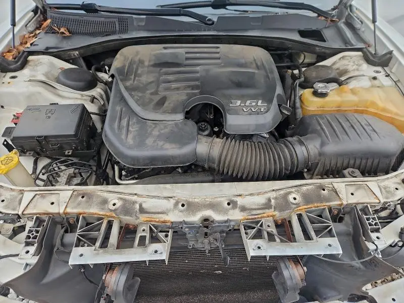 2016 DODGE CHARGER SE  