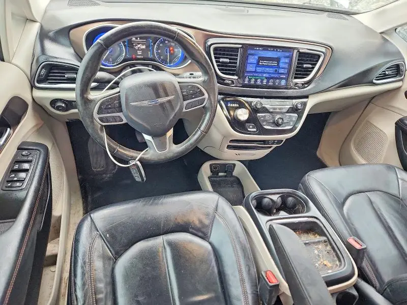 2017 CHRYSLER PACIFICA TOURING L  