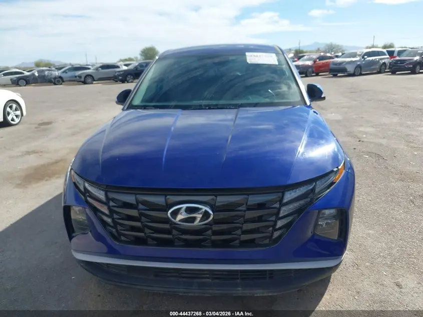 2022 HYUNDAI TUCSON SE