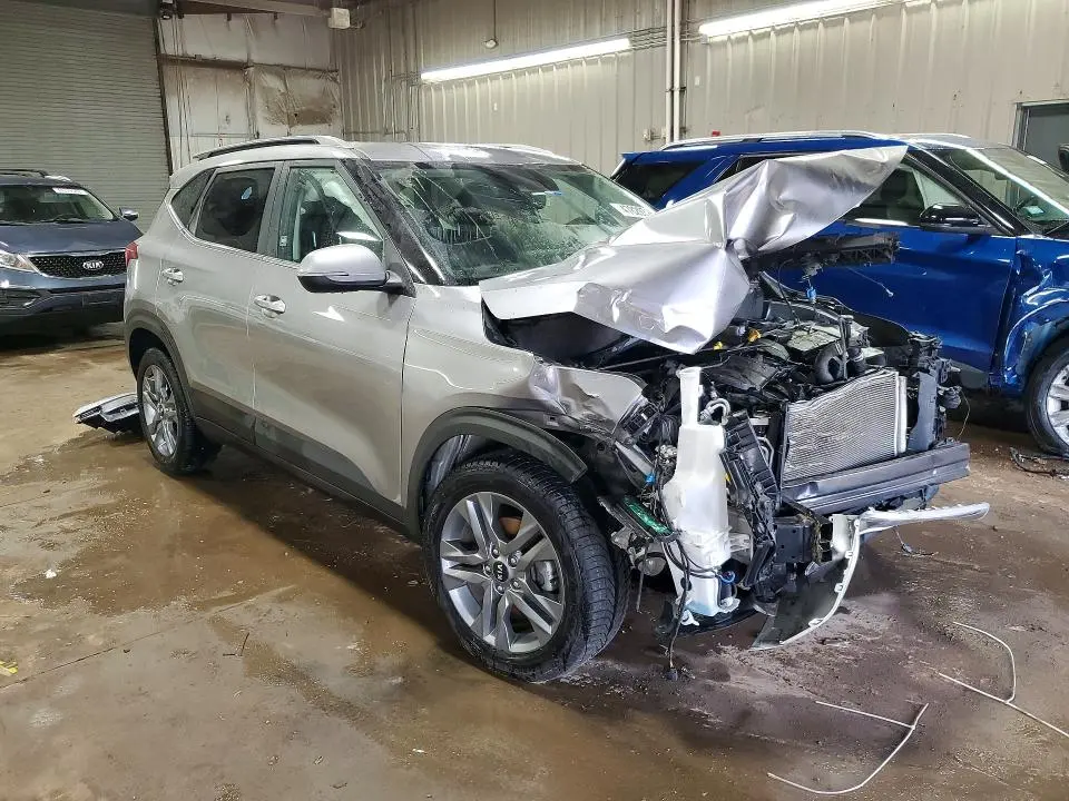 2021 KIA SELTOS S  