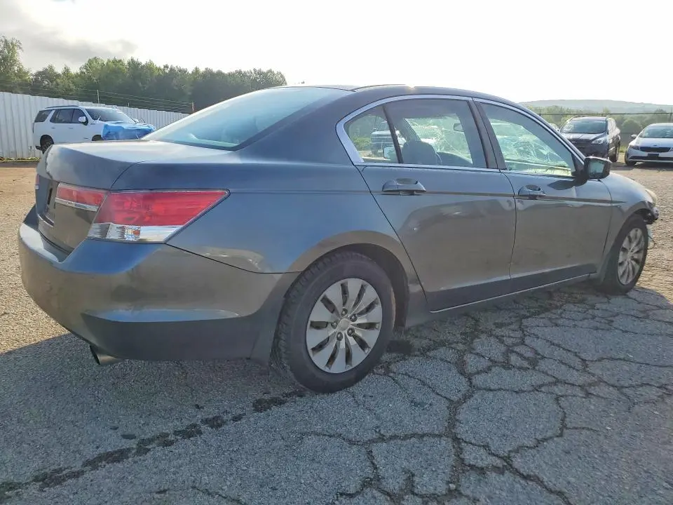 2011 HONDA ACCORD LX  