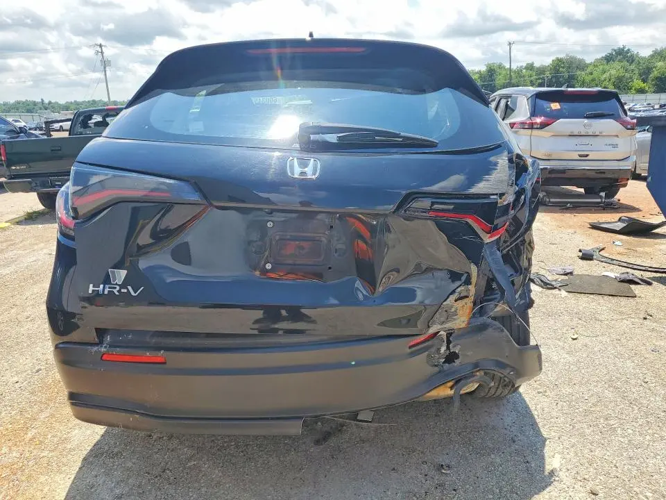 2024 HONDA HR-V LX  