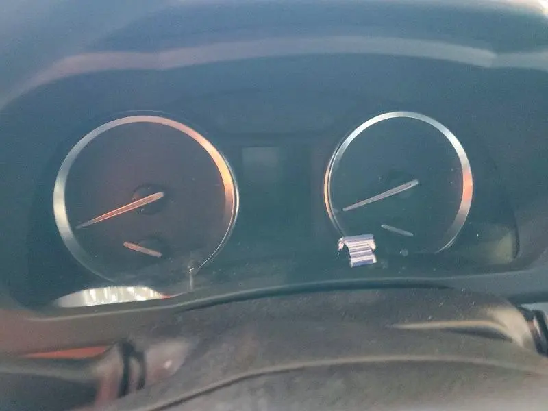 2015 TOYOTA HIGHLANDER LE  