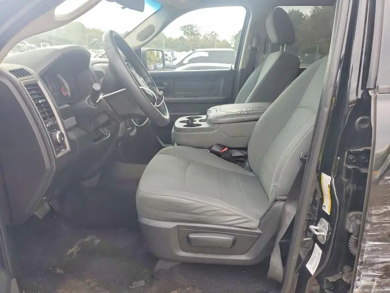 2014 RAM 1500 ST  