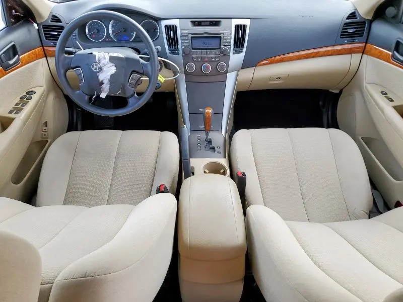 2010 HYUNDAI SONATA GLS  