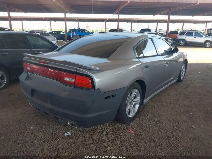2014 DODGE CHARGER SE