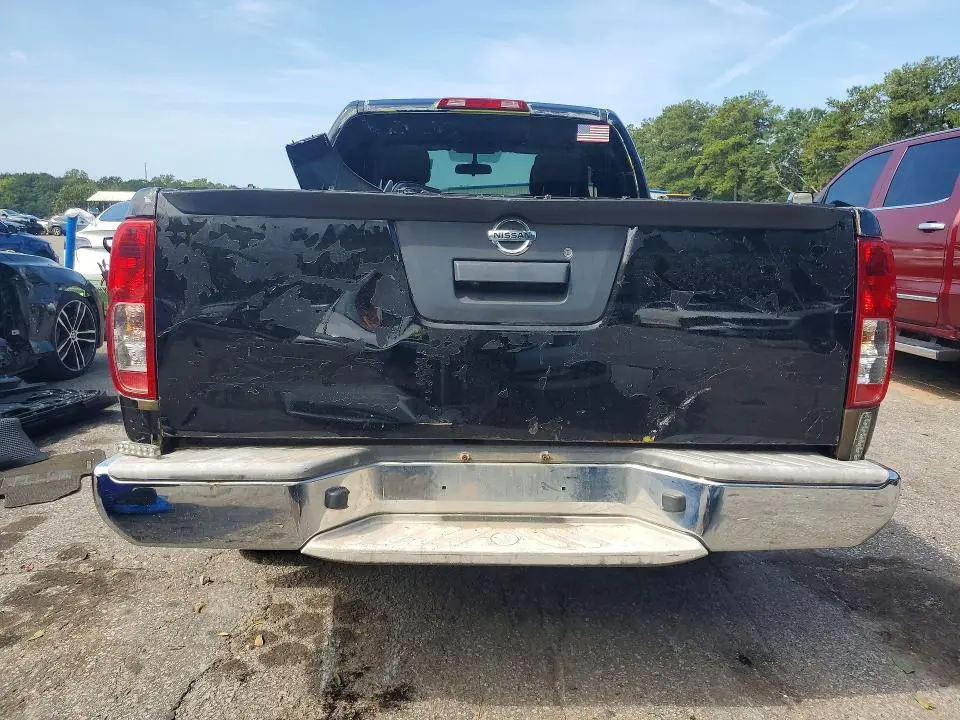 2021 NISSAN FRONTIER S  