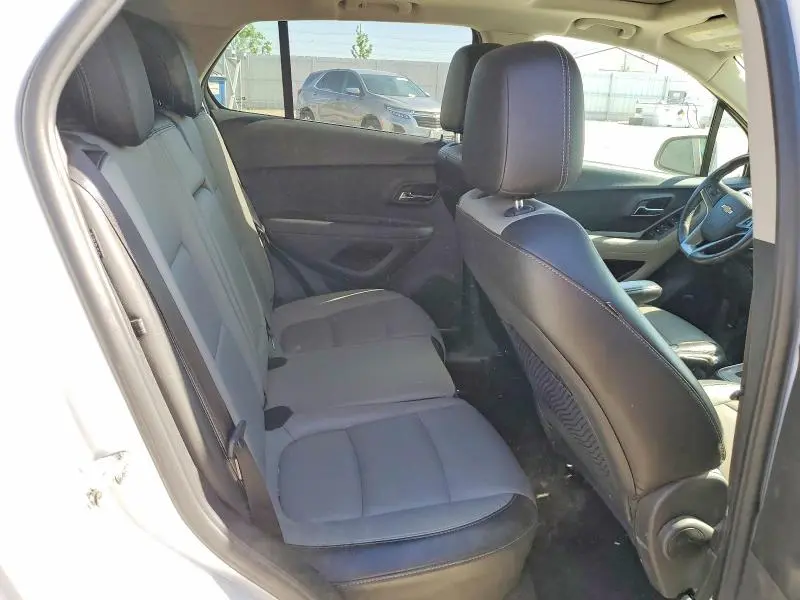 2015 CHEVROLET TRAX LTZ  