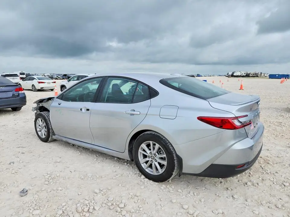 2026 TOYOTA CAMRY LE  