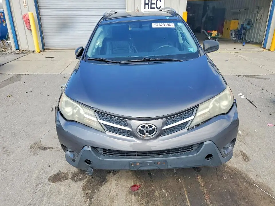 2013 TOYOTA RAV4 LE  