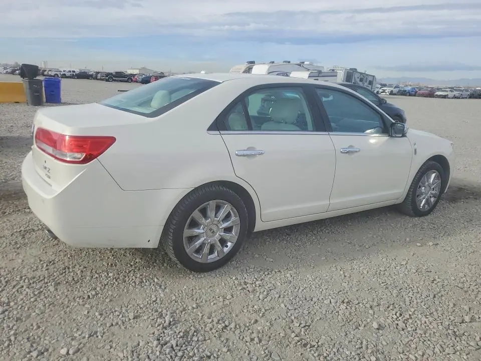 2012 LINCOLN MKZ   