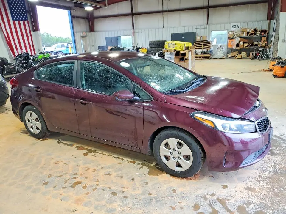 2017 KIA FORTE LX  