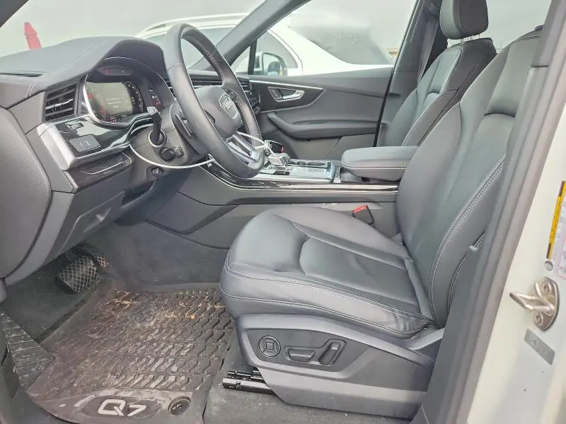 2025 AUDI Q7 PREMIUM  