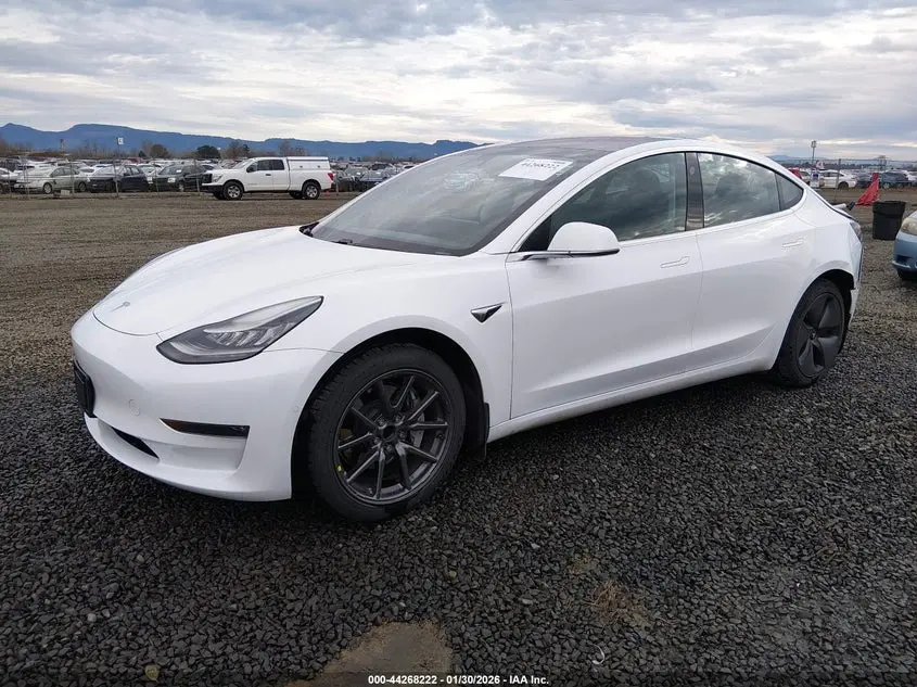 2018 TESLA MODEL 3 LONG RANGE/MID RANGE